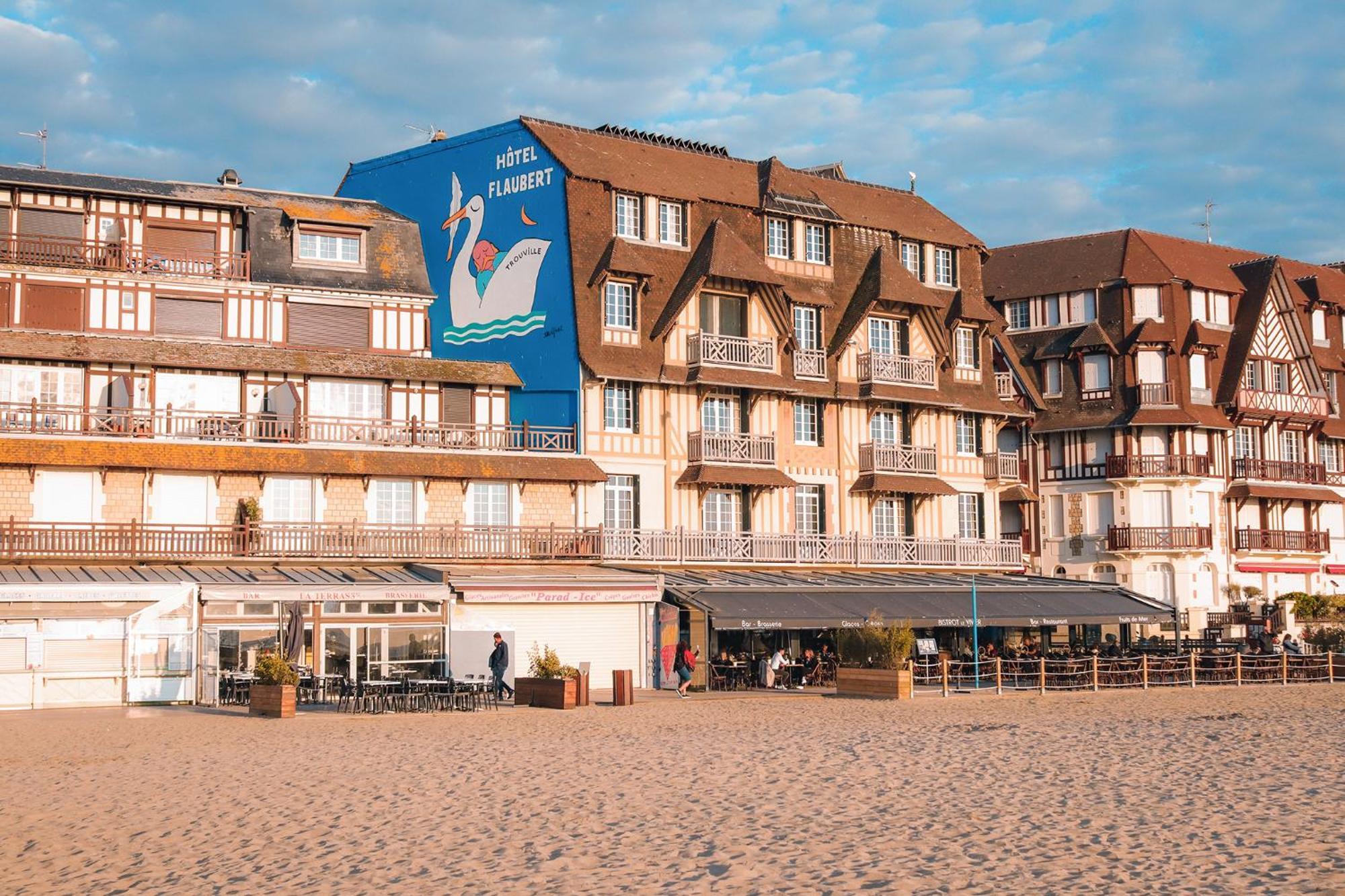 Hotel Le Flaubert Trouville-sur-Mer Esterno foto